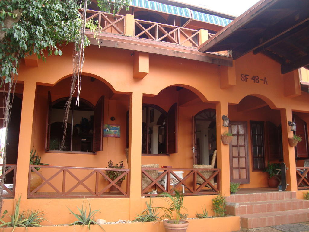Fuego Mio Bed & Breakfast Santa Cruz Dış mekan fotoğraf