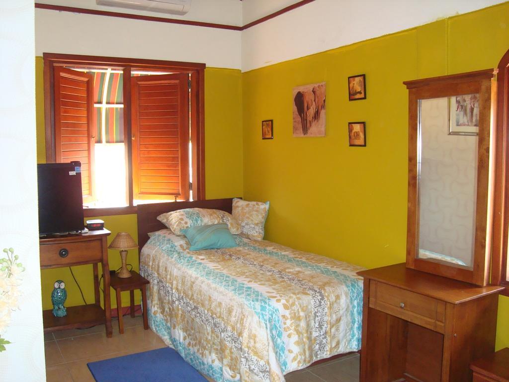 Fuego Mio Bed & Breakfast Santa Cruz Dış mekan fotoğraf